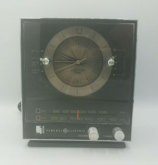 Vintage Rare General Electric Am Fm Alarm Clock Radio Lighted Dial Model C4540c