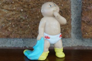 Figure Cabbage Patch Kids Pvc Mini Bald Baby Boy In Diaper With Blanket Vintage