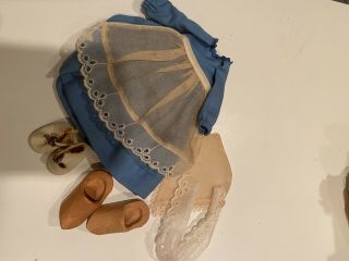 Vintage Vogue Ginny Doll Dutch Girl Dress,  Hat,  Clogs Apron.  Dress Tagged