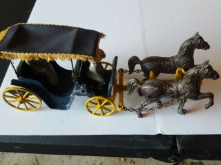 Very Very Rare Stanley Toys Cast Iron Horse Drawn Carriage