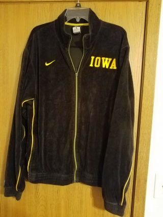 Rare Velour Iowa Hawkeyes - Nike - Black Full - Zip Track Jacket - Men 