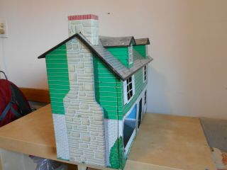 VINTAGE TIN LITHO MARX DOLLHOUSE 6 ROOMS WITH FURNITURE AND ACCESSORIES 2