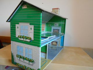 VINTAGE TIN LITHO MARX DOLLHOUSE 6 ROOMS WITH FURNITURE AND ACCESSORIES 3
