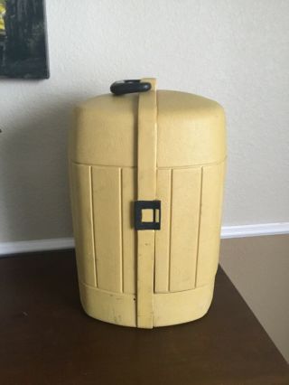 Coleman Lantern Clamshell Carry Case.  1977 Vintage.