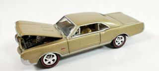 1967 67 Olds Oldsmobile Cutlass Rare 1:64 Scale Diorama Diecast Model Car