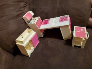 Vintage 1978 Barbie Dream House Kitchen Pink Stove And 1984 Kitchen