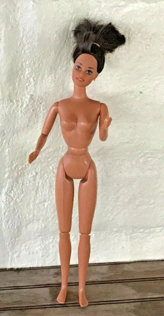Vintage Mattel Ball Jointed Barbie Doll Hazel Eyes Brown Hair 11 1/2 " 1993 Nude