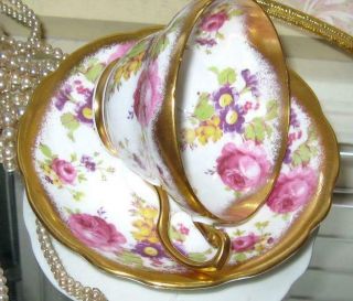 Vintage EB Foley 1850 FLORAL PINK ROSES HEAVY GOLD GILT Tea Cup and Saucer 2