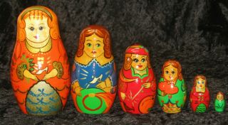 Vintage Made In Belarus 6 Piece Nesting Doll Set Hand Painted Two Sided Mother