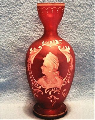Rare Gorgeous 1870s Victorian Mary Gregory Type Cranberry Art Glass Bud Vase