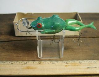 Vintage Live Action Frog Lure Bait " It Dives,  Kicks,  And Swims " Rare Piece