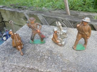 4 Vintage Barclay Manoil Lead Toy Soldier With Guns And Aircraft Guns Antique