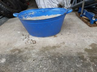 Vintage Old Galvanized Washing Bowl Bath Tub - 50 Cm - Blue