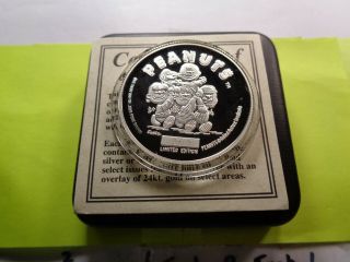 SNOOPY WOODSTOCK CHARLIE BROWN 2000 PEANUTS 999 SILVER COIN SHARP RARE CASE 2