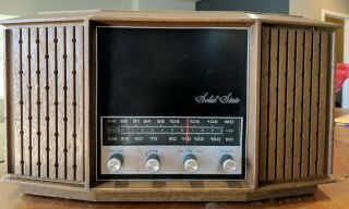 Rare Vintage Sears Silvertone Solid State Transistor Radio Model 2039