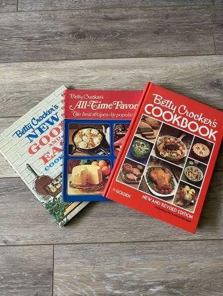 Rare Vintage Betty Crocker Cookbooks - Set Of 3 1962,  1971,  1978
