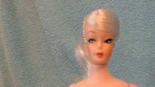 Vintage Platinum Blonde Uneeda Doll Head Mark U Barbie Clone Bild Lily Suzette