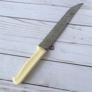 12 " Quikut Knife Slicing Carving Serrated Vintage Plastic Bakelite Ivory Color