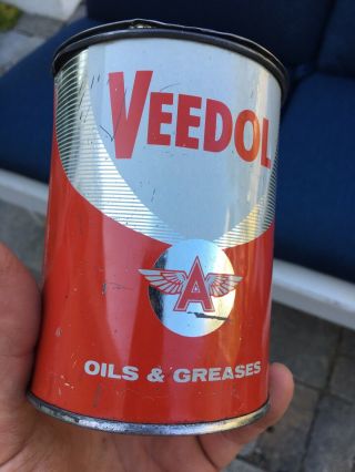 1/2 Full Rare Vintage Veedol Oils Greases 1 Lb.  Tidewater Oil Co Tin Can Flyin A