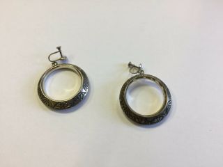 Rare Vintage Estate Find Sterling Silver Etched Hoop Screw Style Earrings A15