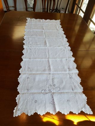Vintage White Work Embroidered Tablecloth Runner Centrepiece 112 Cm