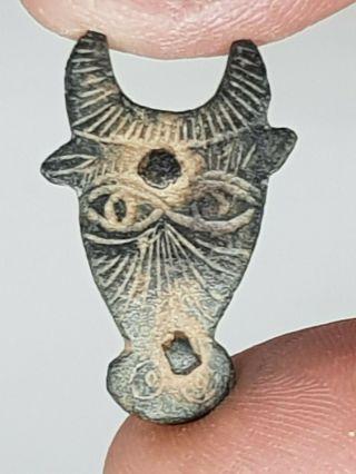 Museum Quality Rare Ancient Anglosaxo Bronze Bust Head Animal Amulet 2 Gr 26 Mm