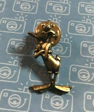 Vintage Looney Tunes Warner Brothers Daffy Duck Collectible Chrome Pin Rare