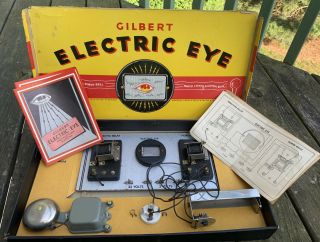 Vintage,  Very Rare Toy Copyright 1935 Gilbert Electric Eye Game,  Complete,