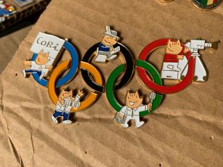 5x Extremely Rare Olympic Pin Badges Set Mascot Cobi Rings Barcelona 1992 Media
