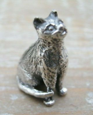 A Sweet Birmingham Hallmarked Sterling Silver Miniature Cat / Kitten