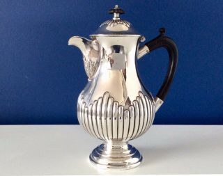 19th Century Queen Anne Style Silver Plated Water Wine Ewer Jug C1860