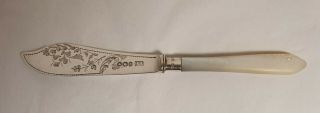Victorian Sheffield Antique Spreader Butter Knife Sterling Silver Mother Pearl
