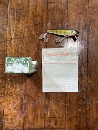 Vintage Pflueger Famous Baits Nat.  Perch Lure 3 - 1/4 ".  Org.  Box And Paperwork