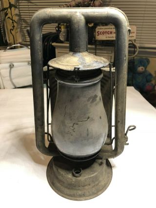 Antique Old Dash Dietz Kerosine Lantern With Deflector For Old Wagon