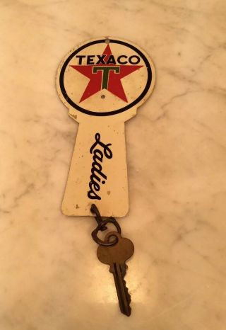 True Vintage TEXACO Ladies Restroom Key Metal Gas Oil Bathroom Sign Rare 2