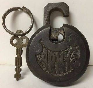 Rare Vintage U S Us Army Pancake Padlock Lock With Key