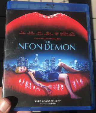 The Neon Demon (blu - Ray,  2016) Rare Oop