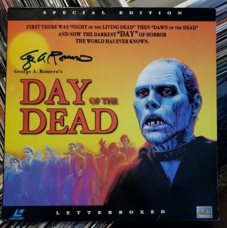 Day Of The Dead - Laserdisc Signed By George A.  Romero Autographed Rare Oop