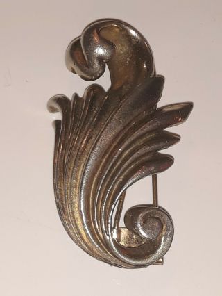 Rare Art Deco Early Crown Trifari Scroll Shell Fur Clip Pin