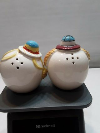 Vintage Boy and Girl Head Salt & Pepper Shakers Big Eyes Small Hats Rare 2
