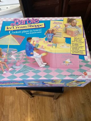 VTG Barbie Ice Cream Shoppe & Cart Playset 1986 Complete with Box 3