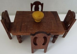 Strombecker Vintage 1930’s Dollhouse Stained Wood Dining Set Table 4 Chairs Bowl