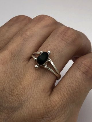 Vintage 925 Sterling Silver Mexico Black Onyx Ring Size 8.  5 (1.  8 Grams