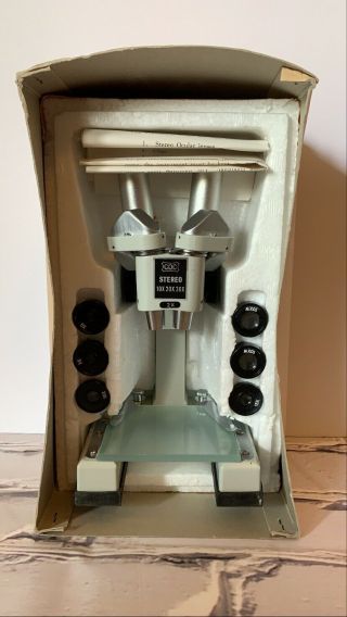 Vintage Scientific C.  O.  C.  Stereo Microscope Model 57736 - 00 Japan Rare 10x20x30