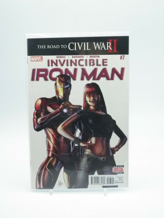 Invincible Iron Man 7 Riri Williams Marvel 2016 1st Print Rare Nm