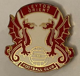 Leyton Orient Fc - Large Rare Collectable Enamel Football Club Pin Badge