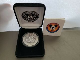 Mickey Mouse 1995 Disneyland Disneyana Convention.  999 Silver Coin Rare Box