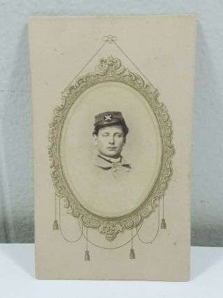 Rare Civil War Artillery Officer 5th Ohio CDV Card with Artillery button 2