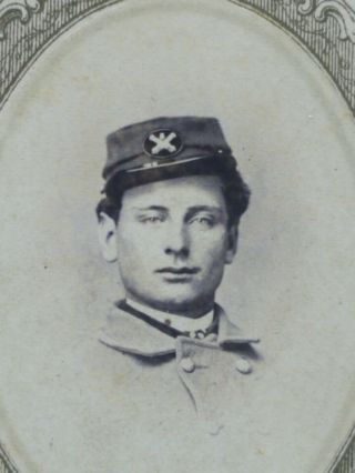 Rare Civil War Artillery Officer 5th Ohio CDV Card with Artillery button 3