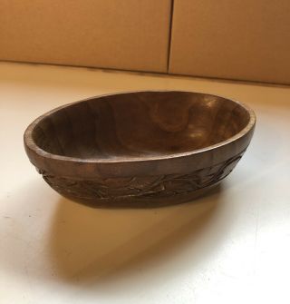 Intricately Carved Antique / Vintage Wooden Trinket Bowl (misc4)